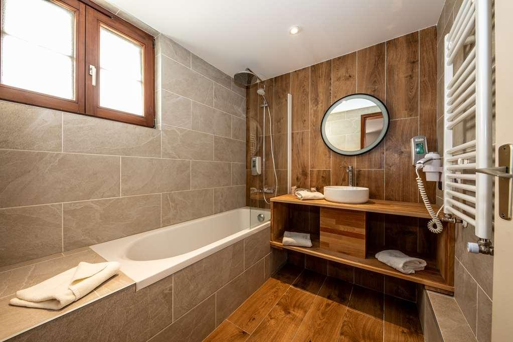 Hotel Brit Confort La Ferme Du Pape 3*